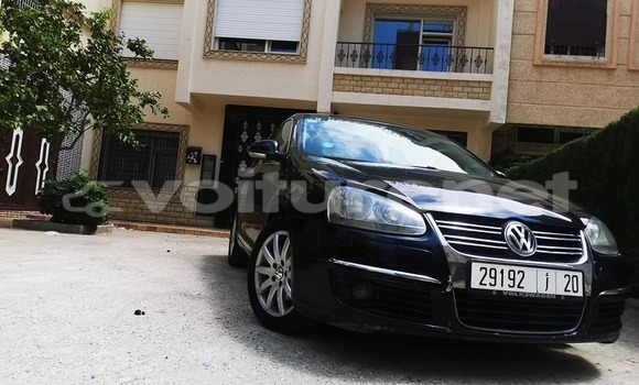 اشتري مستعمل Volkswagen Passat Black سيارة في ad-Dar-al-Bayda في Casablanca