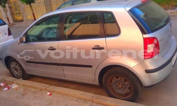 اشتري مستعمل Volkswagen Polo Silver سيارة في ad-Dar-al-Bayda في Casablanca اشتري مستعمل Volkswagen Polo Silver سيارة في ad-Dar-al-Bayda في Casablanca