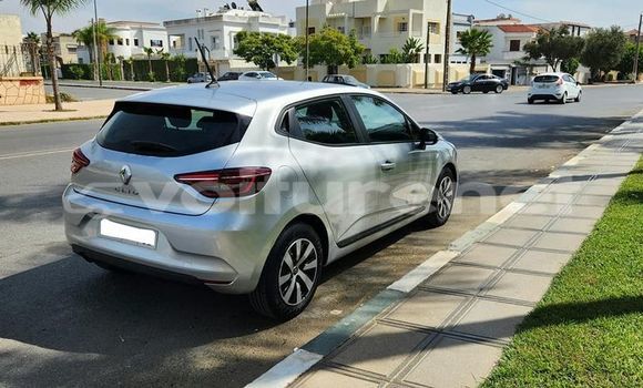 Buy Used Renault Clio Other Car in ar-Ribat in Rabat-Sale-Zammour-Zaer Buy Used Renault Clio Other Car in ar-Ribat in Rabat-Sale-Zammour-Zaer