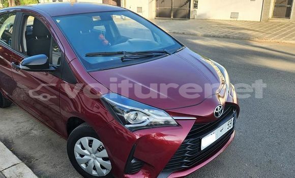 Acheter Occasion Voiture Toyota Yaris Rouge à ar-Ribat, Rabat-Sale-Zammour-Zaer