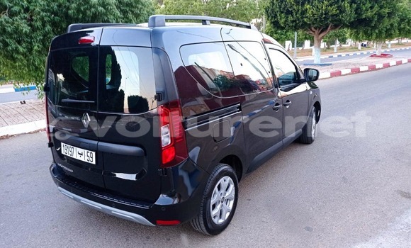 Buy Used Hyundai Azera Black Car in ar-Ribat in Rabat-Sale-Zammour-Zaer Buy Used Hyundai Azera Black Car in ar-Ribat in Rabat-Sale-Zammour-Zaer