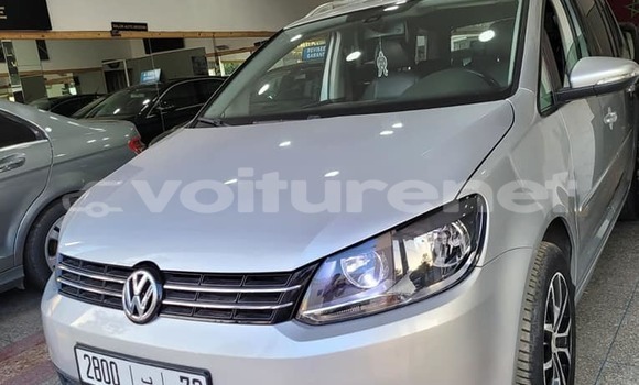 اشتري مستعمل Volkswagen Touran Other سيارة في ar-Ribat في Rabat-Sale-Zammour-Zaer