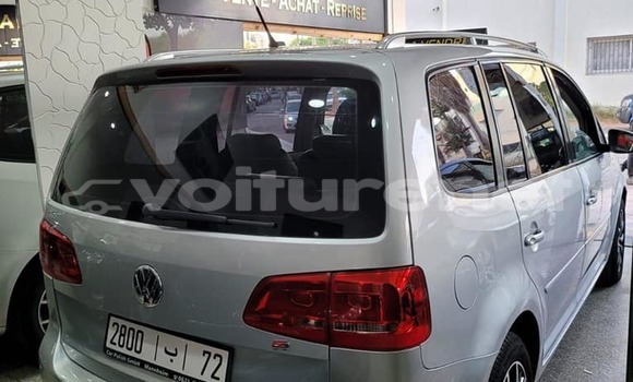 Buy Used Volkswagen Touran Other Car in ar-Ribat in Rabat-Sale-Zammour-Zaer Buy Used Volkswagen Touran Other Car in ar-Ribat in Rabat-Sale-Zammour-Zaer