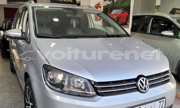 Buy Used Volkswagen Touran Other Car in ar-Ribat in Rabat-Sale-Zammour-Zaer Buy Used Volkswagen Touran Other Car in ar-Ribat in Rabat-Sale-Zammour-Zaer