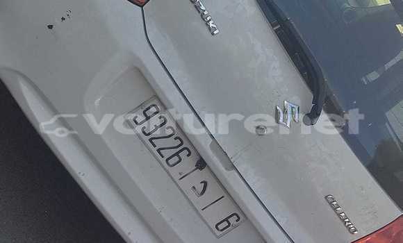 Buy Used Chevrolet Avalanche White Car in ar-Ribat in Rabat-Sale-Zammour-Zaer