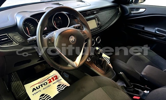 اشتري مستعمل Alfa Romeo Giulietta Blue سيارة في al-Faqih Bin Salah في Tadla-Azilal اشتري مستعمل Alfa Romeo Giulietta Blue سيارة في al-Faqih Bin Salah في Tadla-Azilal