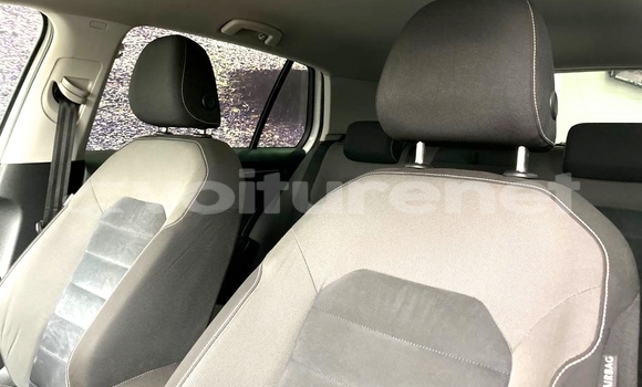 Buy Used Volkswagen Golf White Car in al-Ayun Sidi Malluk in Oriental Buy Used Volkswagen Golf White Car in al-Ayun Sidi Malluk in Oriental
