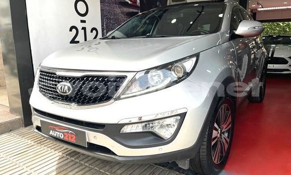 اشتري مستعمل Kia Sportage White سيارة في Ahfir في Oriental