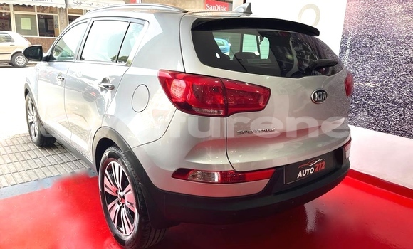 اشتري مستعمل Kia Sportage White سيارة في Ahfir في Oriental اشتري مستعمل Kia Sportage White سيارة في Ahfir في Oriental