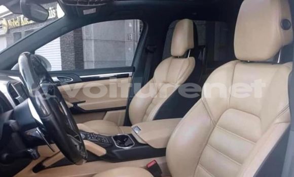 اشتري مستعمل Porsche Cayenne White سيارة في al-Jadidah في Doukkala-Abda اشتري مستعمل Porsche Cayenne White سيارة في al-Jadidah في Doukkala-Abda