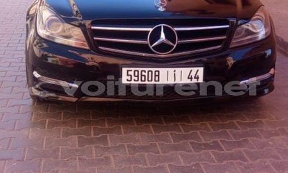 Acheter Occasion Voiture Mercedes Viano Autre à al-Arwi, Oriental