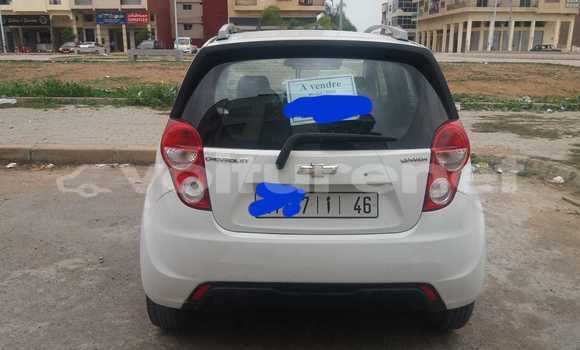 Acheter Occasion Voiture Toyota Vitz Blanc à Ahfir, Oriental Acheter Occasion Voiture Toyota Vitz Blanc à Ahfir, Oriental