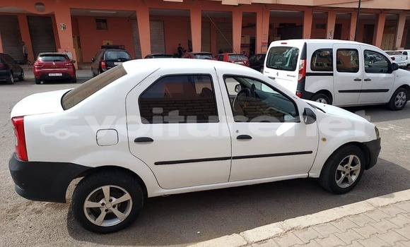 Buy Used Dacia Logan White Car in al-Ayun Sidi Malluk in Oriental Buy Used Dacia Logan White Car in al-Ayun Sidi Malluk in Oriental