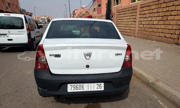 Buy Used Dacia Logan White Car in al-Ayun Sidi Malluk in Oriental Buy Used Dacia Logan White Car in al-Ayun Sidi Malluk in Oriental