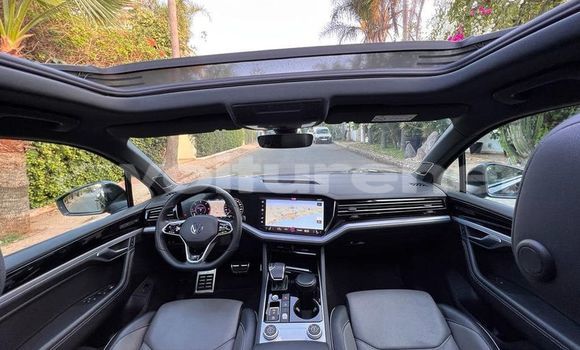 اشتري مستعمل Volkswagen Touareg Black سيارة في ad-Dar-al-Bayda في Casablanca اشتري مستعمل Volkswagen Touareg Black سيارة في ad-Dar-al-Bayda في Casablanca
