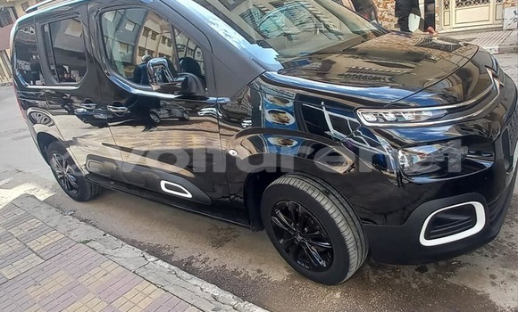 Acheter Occasion Voiture Toyota Starlet Noir à al-'Ara'ish, Tangier-Tetouan Acheter Occasion Voiture Toyota Starlet Noir à al-'Ara'ish, Tangier-Tetouan
