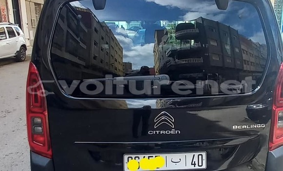 Acheter Occasion Voiture Toyota Starlet Noir à al-'Ara'ish, Tangier-Tetouan Acheter Occasion Voiture Toyota Starlet Noir à al-'Ara'ish, Tangier-Tetouan