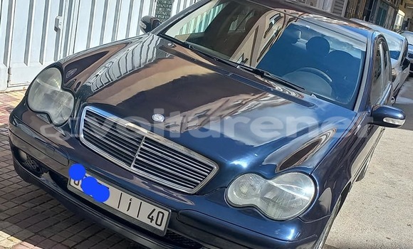 Acheter Occasion Voiture Mercedes-Benz C-klasse Noir à al-Arwi, Oriental Acheter Occasion Voiture Mercedes-Benz C-klasse Noir à al-Arwi, Oriental