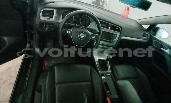 Acheter Occasion Voiture Volkswagen Golf Blanc à al-'Ara'ish, Tangier-Tetouan Acheter Occasion Voiture Volkswagen Golf Blanc à al-'Ara'ish, Tangier-Tetouan