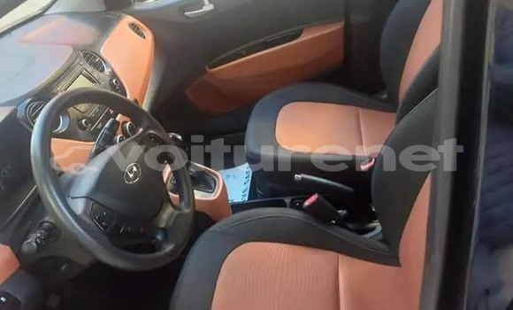 Acheter Occasion Voiture Hyundai i10 Noir à al-Arwi, Oriental Acheter Occasion Voiture Hyundai i10 Noir à al-Arwi, Oriental