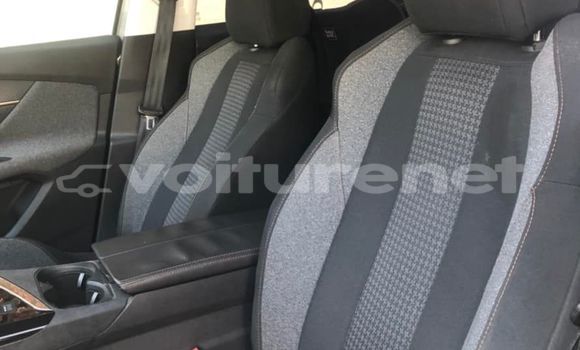 اشتري مستعمل Peugeot 3008 Silver سيارة في al-Jadidah في Doukkala-Abda اشتري مستعمل Peugeot 3008 Silver سيارة في al-Jadidah في Doukkala-Abda