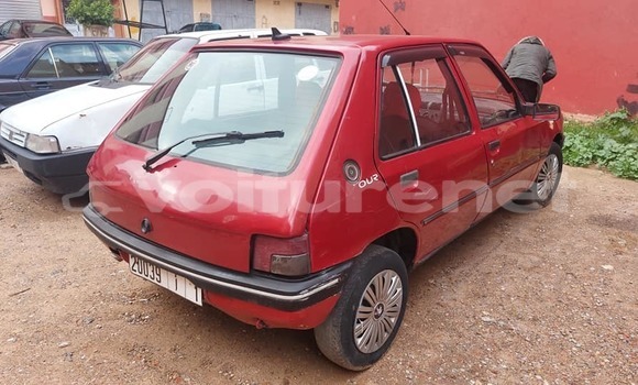 اشتري مستعمل Toyota Ist Red سيارة في al-'Ara'ish في Tangier-Tetouan اشتري مستعمل Toyota Ist Red سيارة في al-'Ara'ish في Tangier-Tetouan