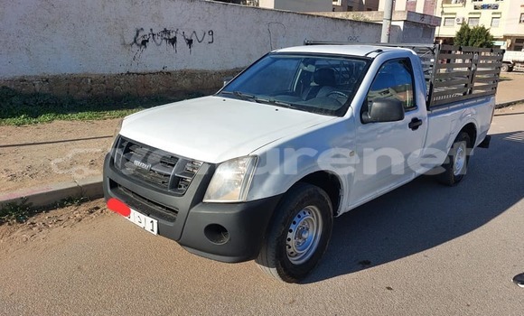 اشتري مستعمل Isuzu D-Max White سيارة في al-Arwi في Oriental اشتري مستعمل Isuzu D-Max White سيارة في al-Arwi في Oriental