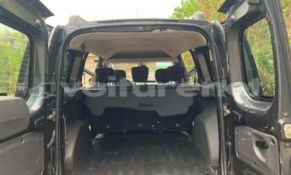 Buy Used Dacia 1410 Black Car in al-'Ara'ish in Tangier-Tetouan Buy Used Dacia 1410 Black Car in al-'Ara'ish in Tangier-Tetouan