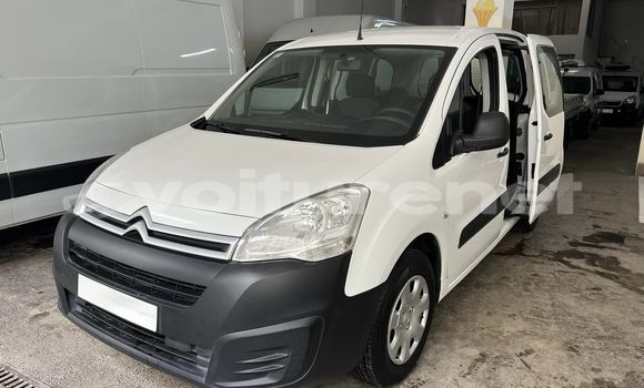 اشتري مستعمل Citroen Berlingo White سيارة في al-'Ara'ish في Tangier-Tetouan اشتري مستعمل Citroen Berlingo White سيارة في al-'Ara'ish في Tangier-Tetouan
