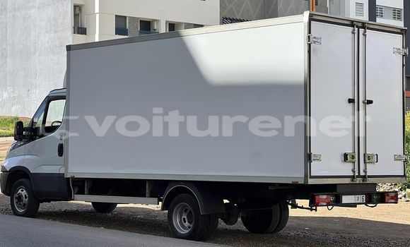 اشتري مستعمل IVECO Massif White سيارة في al-Arwi في Oriental اشتري مستعمل IVECO Massif White سيارة في al-Arwi في Oriental