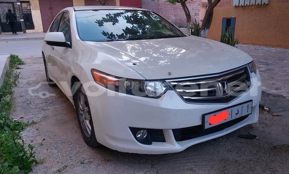 اشتري مستعمل Honda Accord White سيارة في al-Arwi في Oriental اشتري مستعمل Honda Accord White سيارة في al-Arwi في Oriental