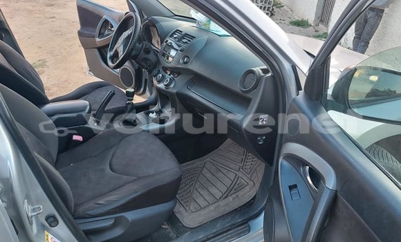 اشتري مستعمل Toyota RAV 4 Other سيارة في al-Ayun Sidi Malluk في Oriental اشتري مستعمل Toyota RAV 4 Other سيارة في al-Ayun Sidi Malluk في Oriental