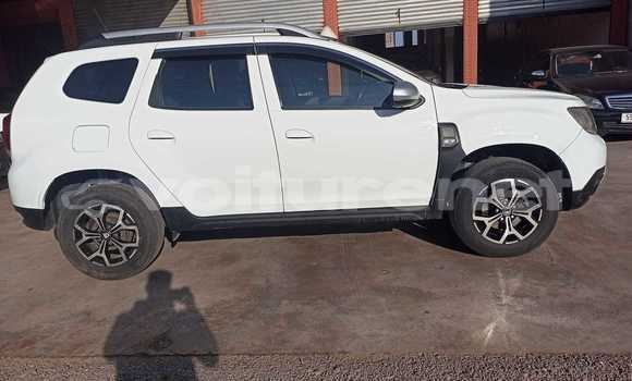 اشتري مستعمل Renault Duster White سيارة في Ahfir في Oriental اشتري مستعمل Renault Duster White سيارة في Ahfir في Oriental