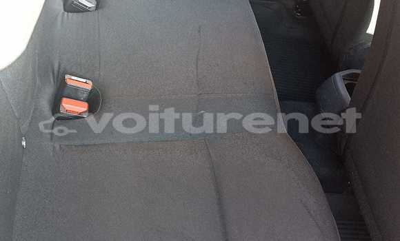 اشتري مستعمل Renault Duster White سيارة في Ahfir في Oriental اشتري مستعمل Renault Duster White سيارة في Ahfir في Oriental