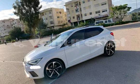 اشتري مستعمل Toyota Vitz White سيارة في al-Arwi في Oriental اشتري مستعمل Toyota Vitz White سيارة في al-Arwi في Oriental