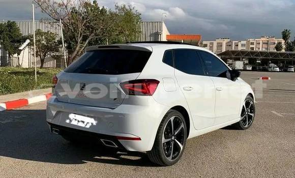 اشتري مستعمل Toyota Vitz White سيارة في al-Arwi في Oriental اشتري مستعمل Toyota Vitz White سيارة في al-Arwi في Oriental