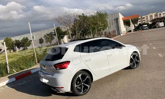 اشتري مستعمل Toyota Vitz White سيارة في al-Arwi في Oriental اشتري مستعمل Toyota Vitz White سيارة في al-Arwi في Oriental