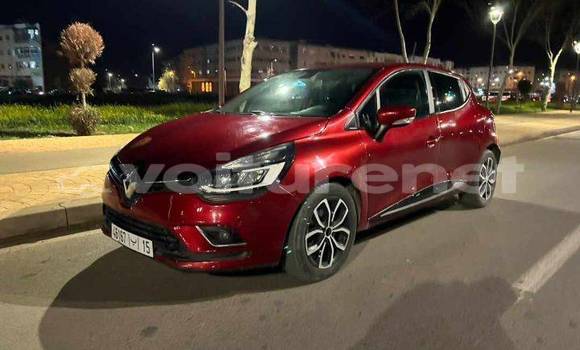 Acheter Occasion Voiture Volkswagen Caddy Rouge à al-'Ara'ish, Tangier-Tetouan Acheter Occasion Voiture Volkswagen Caddy Rouge à al-'Ara'ish, Tangier-Tetouan