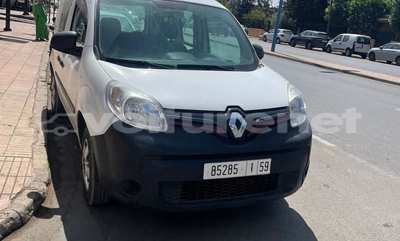 Acheter Occasion Voiture Renault Kangoo Blanc à ad-Dar-al-Bayda, Casablanca Acheter Occasion Voiture Renault Kangoo Blanc à ad-Dar-al-Bayda, Casablanca
