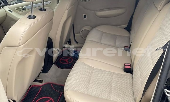 Acheter Occasion Voiture Mercedes-Benz B-klasse Noir à ad-Dar-al-Bayda, Casablanca Acheter Occasion Voiture Mercedes-Benz B-klasse Noir à ad-Dar-al-Bayda, Casablanca