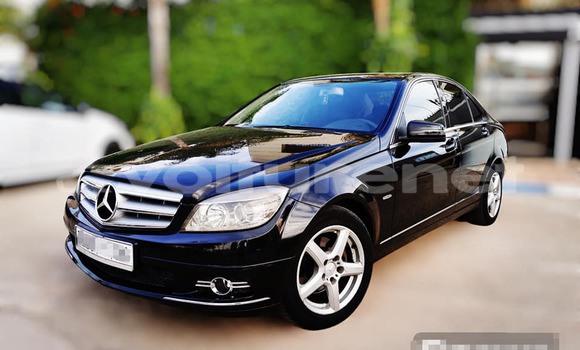 Buy Used Mercedes-Benz C-klasse Black Car in al-Arwi in Oriental Buy Used Mercedes-Benz C-klasse Black Car in al-Arwi in Oriental