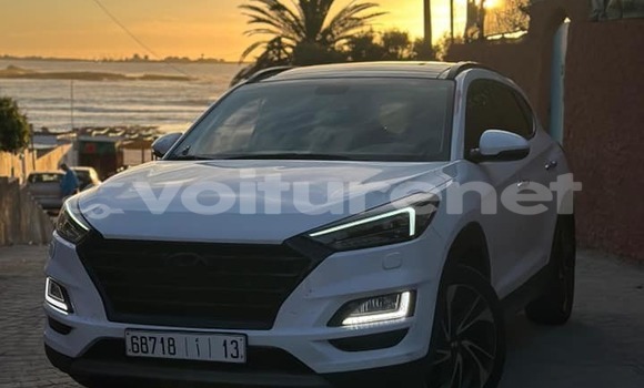 اشتري مستعمل Hyundai Tucson White سيارة في al-Ayun Sidi Malluk في Oriental