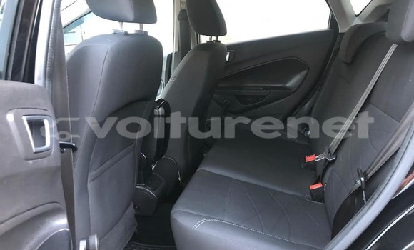 Acheter Occasion Voiture Ford Fiesta Noir à Ahfir, Oriental Acheter Occasion Voiture Ford Fiesta Noir à Ahfir, Oriental