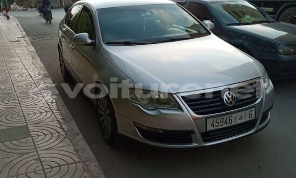 Acheter Occasion Voiture Volkswagen Passat Gris à ad-Dar-al-Bayda, Casablanca Acheter Occasion Voiture Volkswagen Passat Gris à ad-Dar-al-Bayda, Casablanca