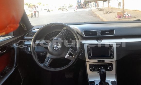 Acheter Occasion Voiture Volkswagen Passat Noir à ad-Dar-al-Bayda, Casablanca Acheter Occasion Voiture Volkswagen Passat Noir à ad-Dar-al-Bayda, Casablanca
