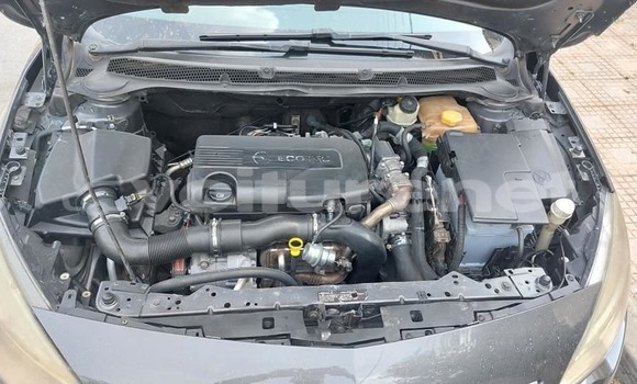 اشتري مستعمل Opel Astra Black سيارة في al-'Ara'ish في Tangier-Tetouan اشتري مستعمل Opel Astra Black سيارة في al-'Ara'ish في Tangier-Tetouan