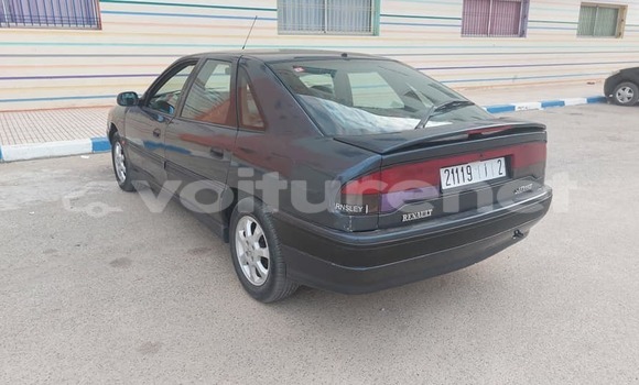 اشتري مستعمل Renault Safrane Black سيارة في al-Arwi في Oriental اشتري مستعمل Renault Safrane Black سيارة في al-Arwi في Oriental