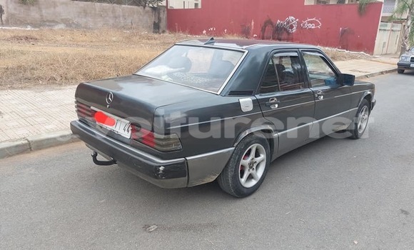 Acheter Occasion Voiture Mercedes-Benz 190 (W201) Autre à al-'Ara'ish, Tangier-Tetouan