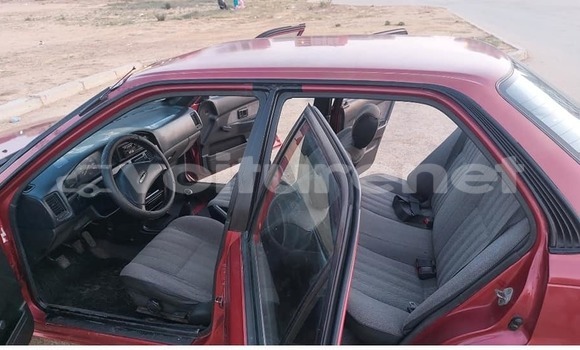 اشتري مستعمل Toyota Corolla Red سيارة في al-'Ara'ish في Tangier-Tetouan اشتري مستعمل Toyota Corolla Red سيارة في al-'Ara'ish في Tangier-Tetouan