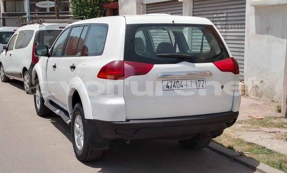 Buy Used Mitsubishi Pajero White Car in al-Faqih Bin Salah in Tadla-Azilal Buy Used Mitsubishi Pajero White Car in al-Faqih Bin Salah in Tadla-Azilal